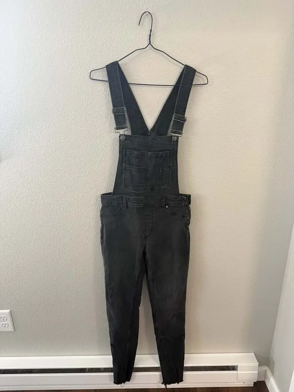 Free People Black Denim Skinny Overalls Size 26R